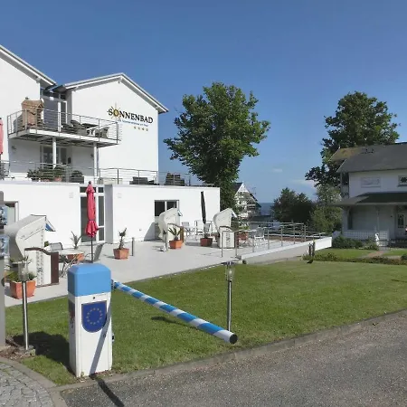 Nr 03 Im Sonnenbad