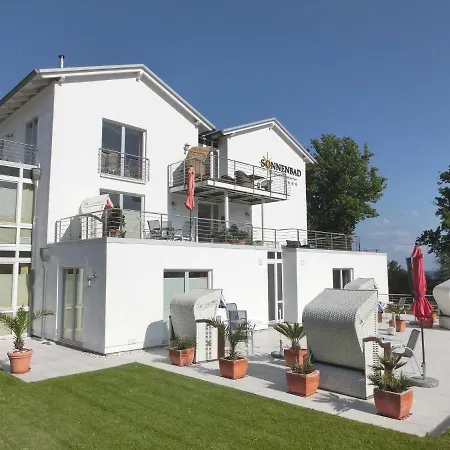 Nr 03 Im Sonnenbad *